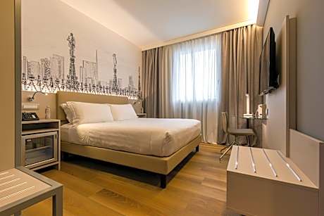 43 Station Hotel