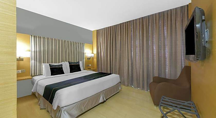 Sunday Hotel Subang