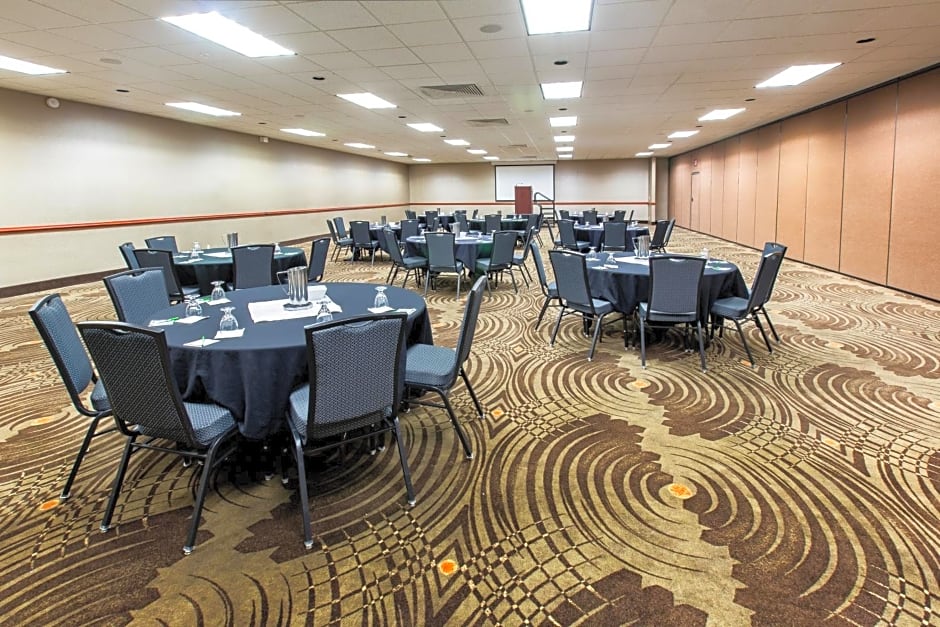 Holiday Inn Sioux Falls-City Center