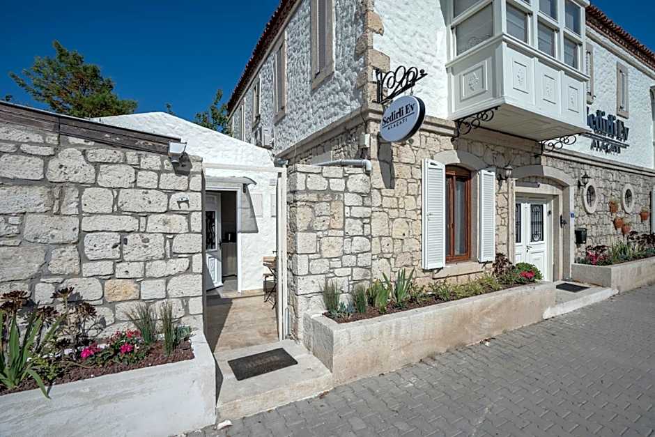 Sedirli Ev