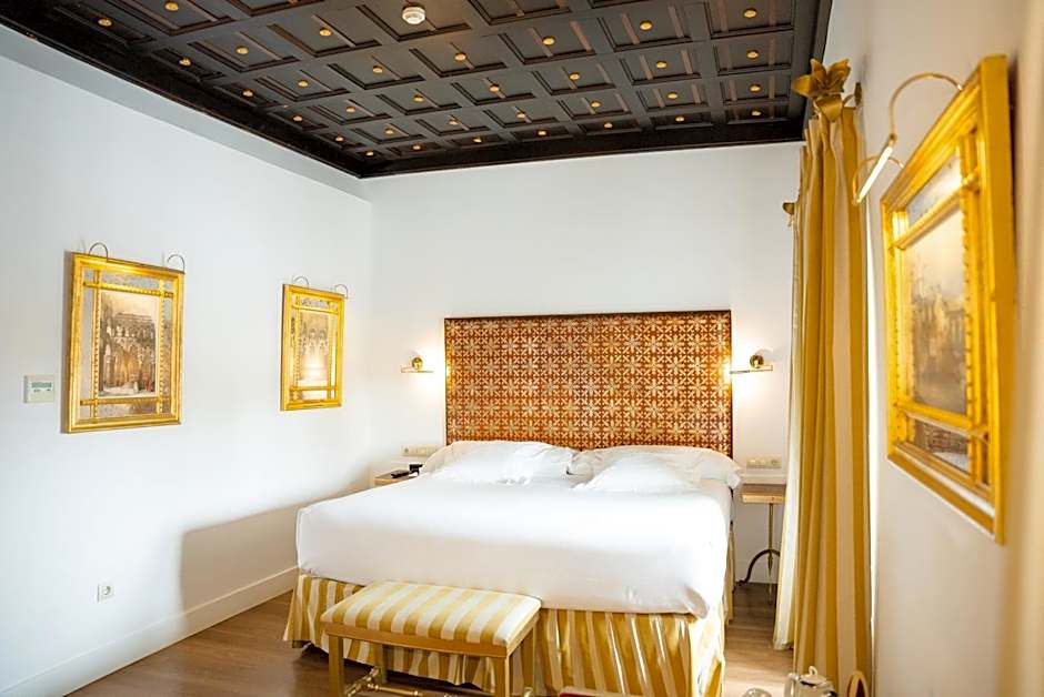 Photo 1 of 16 of Deluxe 1 Double Bed or 2 Beds