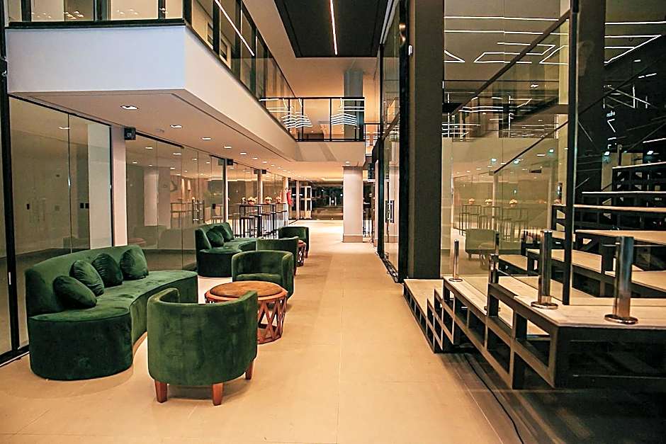 Urban 750 by Day by Day