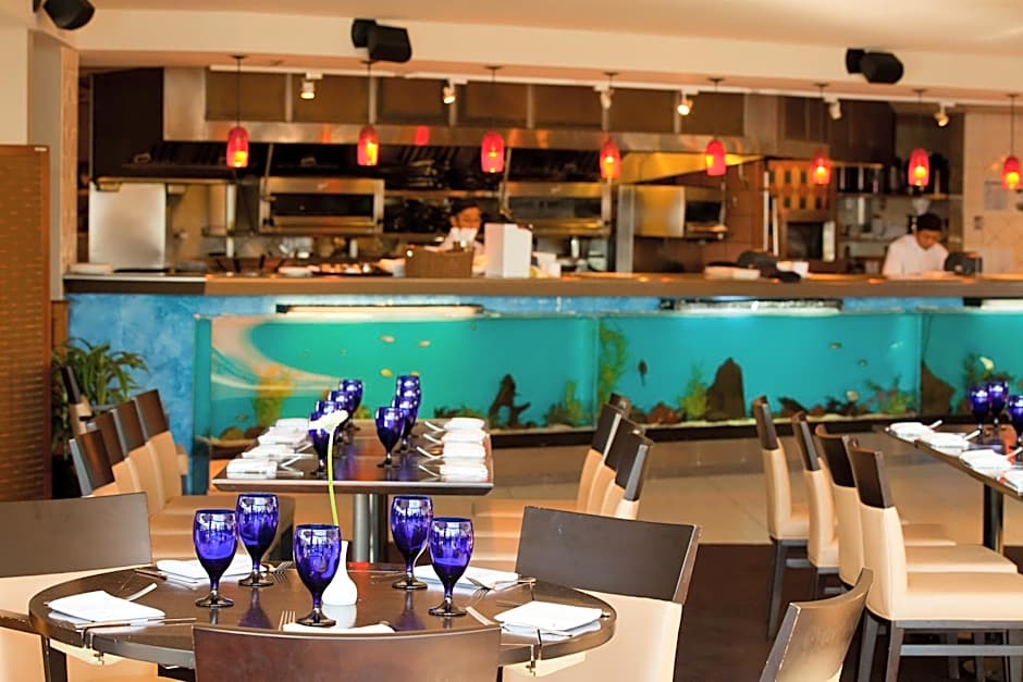 Granville Island Hotel