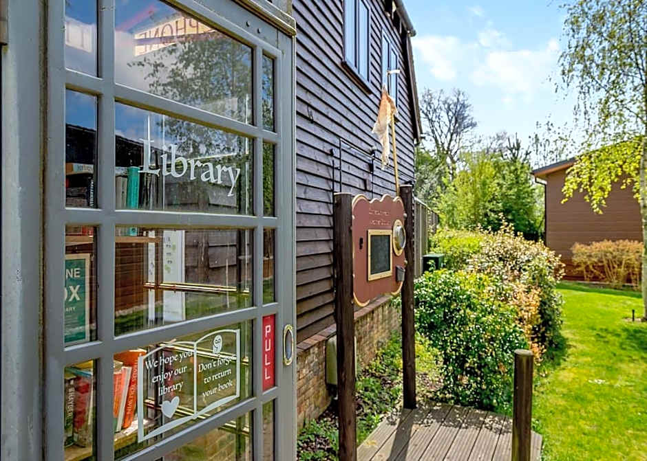 Canterbury Reach Lodge Retreat