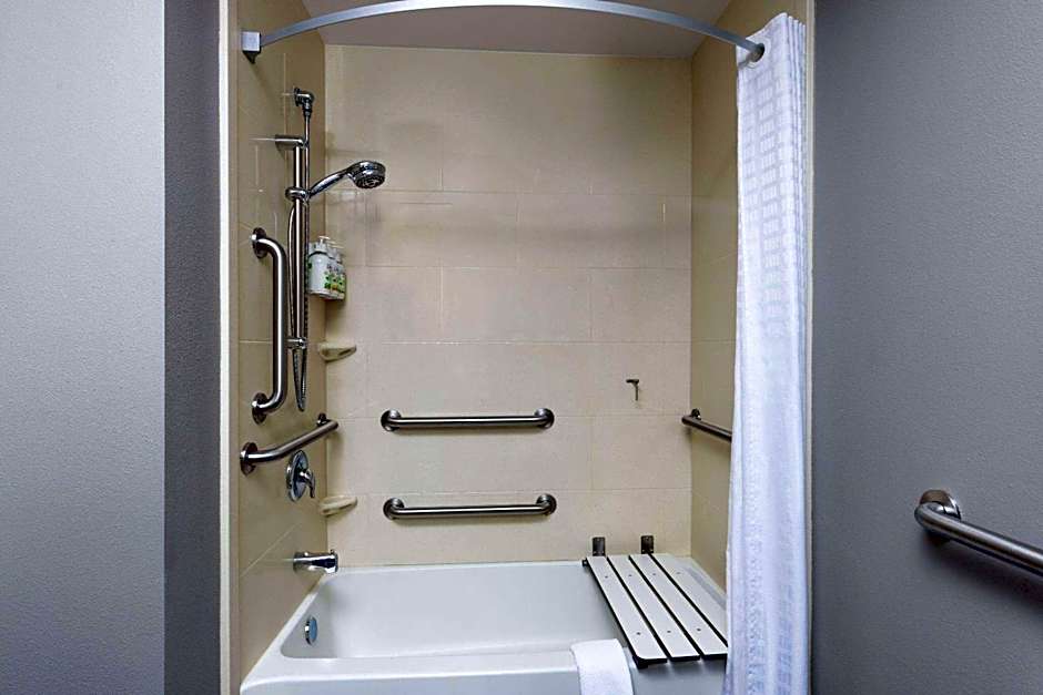 La Quinta Inn & Suites by Wyndham Sioux Falls