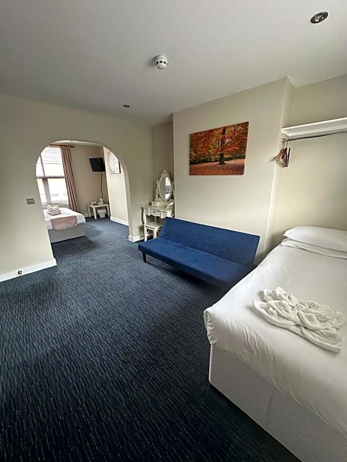 Rooms at The Ritz Complex