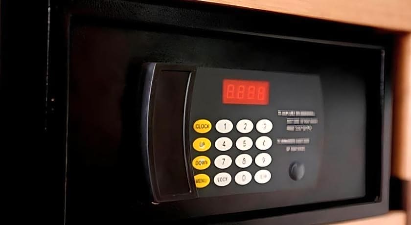 Lot 10 Boutique Hotel