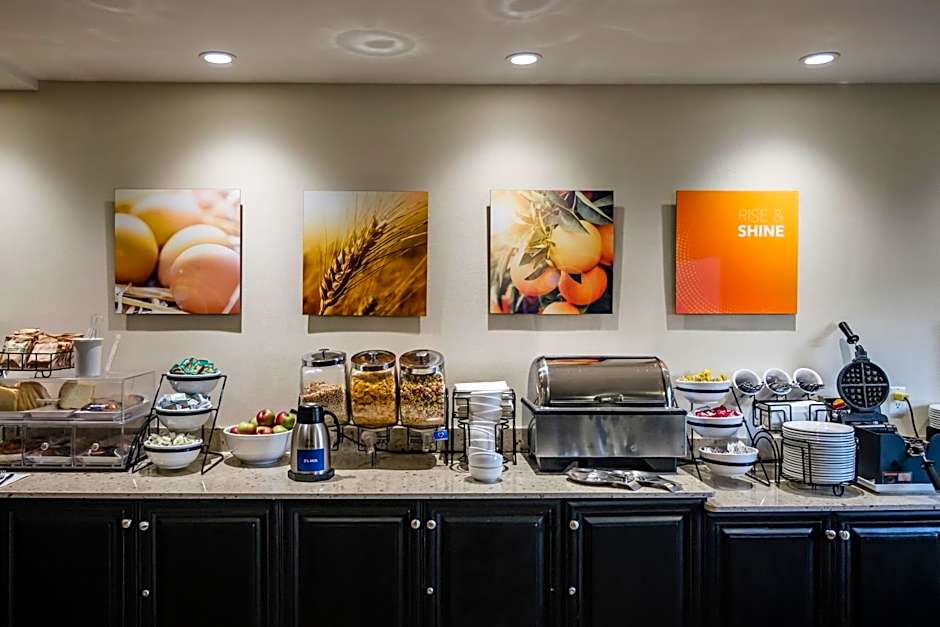 Comfort Inn - Gander