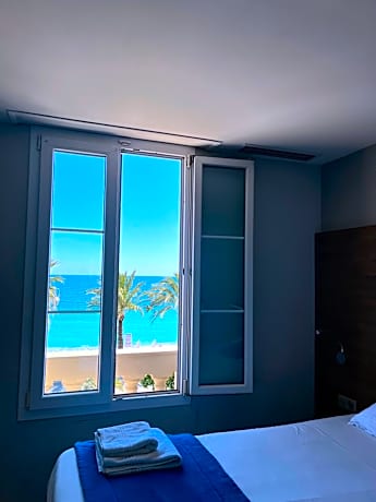 Privilege Triple Room with Sea View