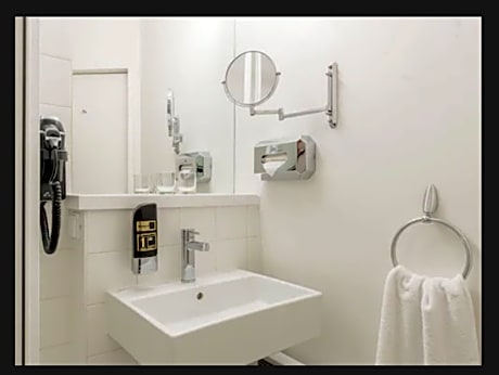 Superior Double Room (1 Double Bed)