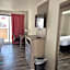 Simple Life Motel