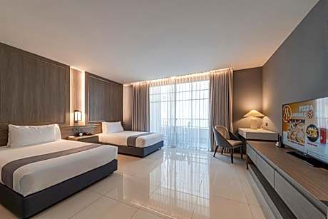 Classic Grand Deluxe Twin Room