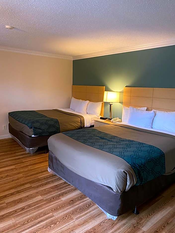 Econo Lodge At The Falls North