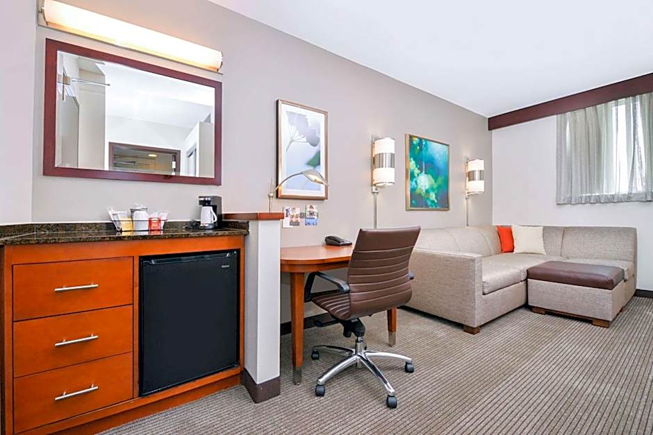 Hyatt Place Chesapeake/Greenbrier