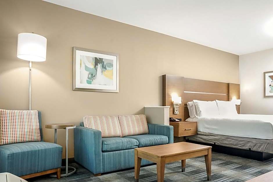 Holiday Inn Express & Suites Houston Westchase - Westheimer By IHG