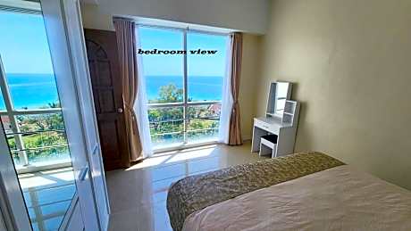 One-Bedroom Apartment with Balcony and Water View