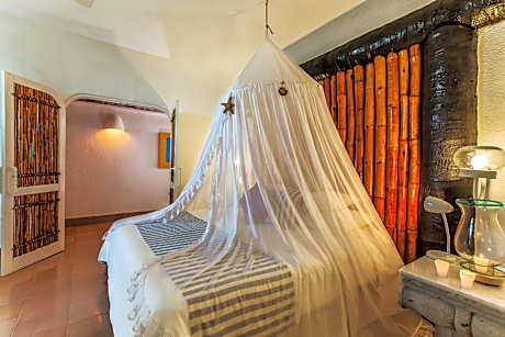 1 Bedroom Suite