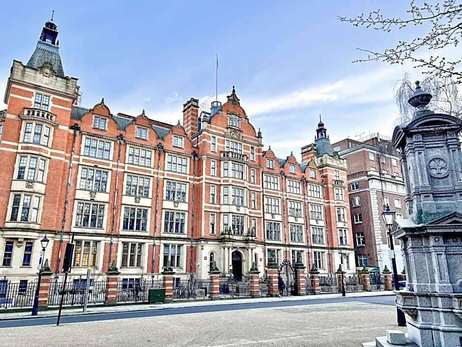 Deluxe Entire Apartment Between Covent Garden and St Pauls Cathedral