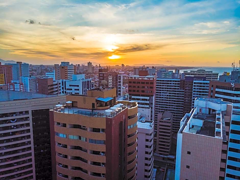 Plaza Praia Suítes