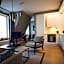 Sky Hotel Apartments, Hospitalstorget