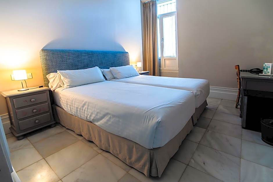 Hotel Simon
