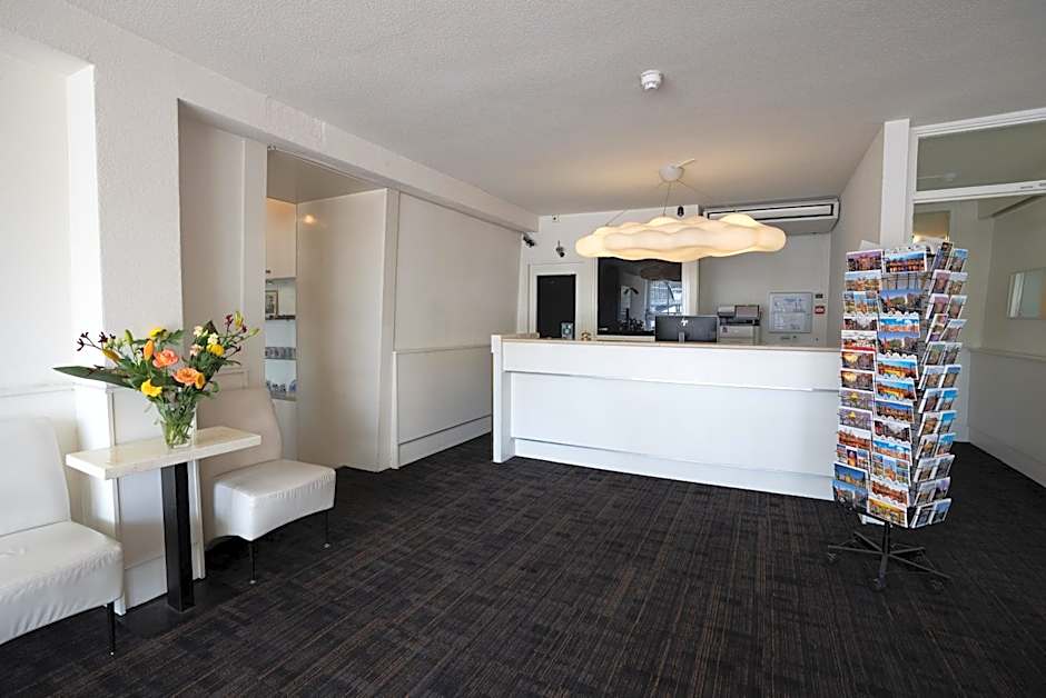 Multatuli Hotel