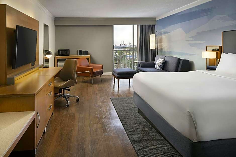 Courtyard by Marriott Long Beach Downtown