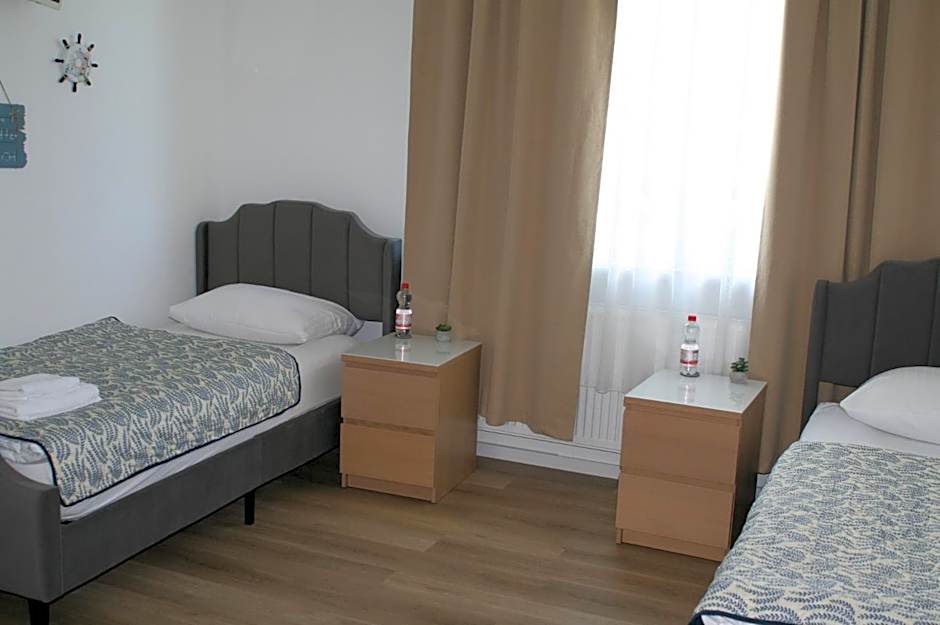Hotel am Seehafen