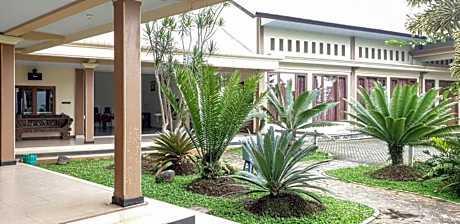 Hotel Bumi Bermi Permai near Bermi Eco Park Mitra RedDoorz