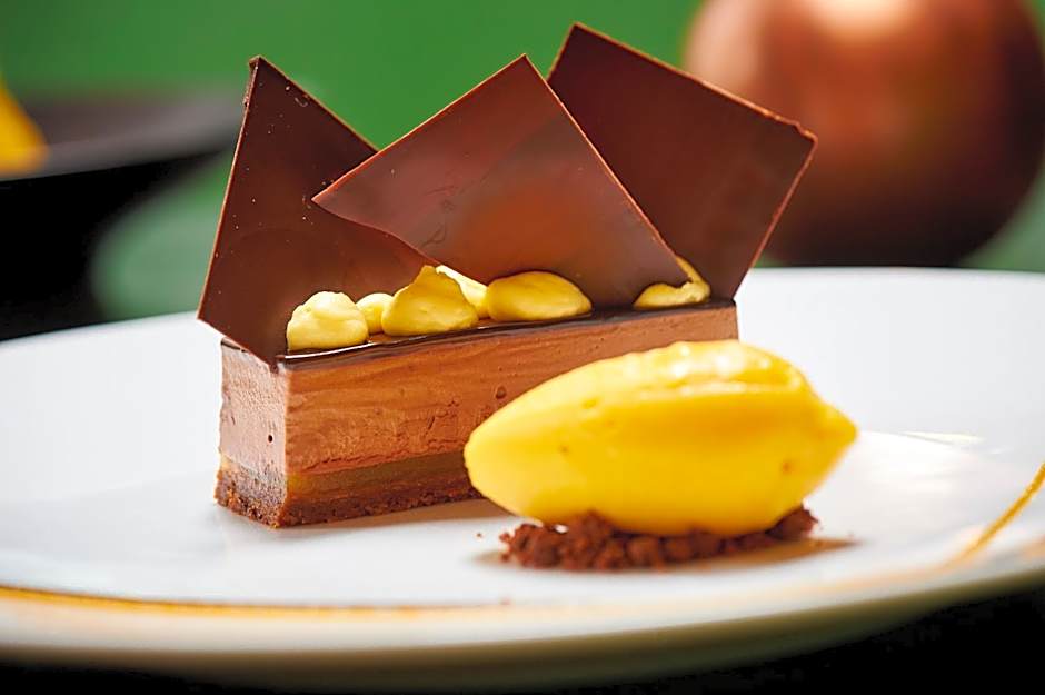 Hôtel Vernet Champs Elysées Paris