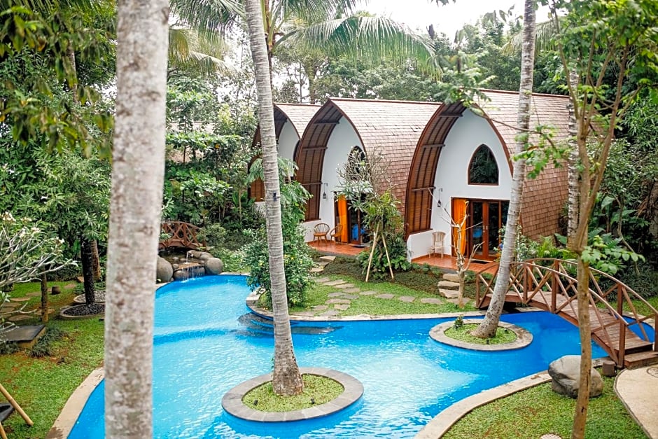 Green Bird Villa - CHSE Certified