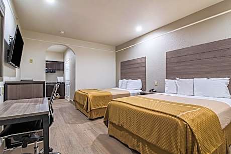 Queen Room with Two Queen Beds