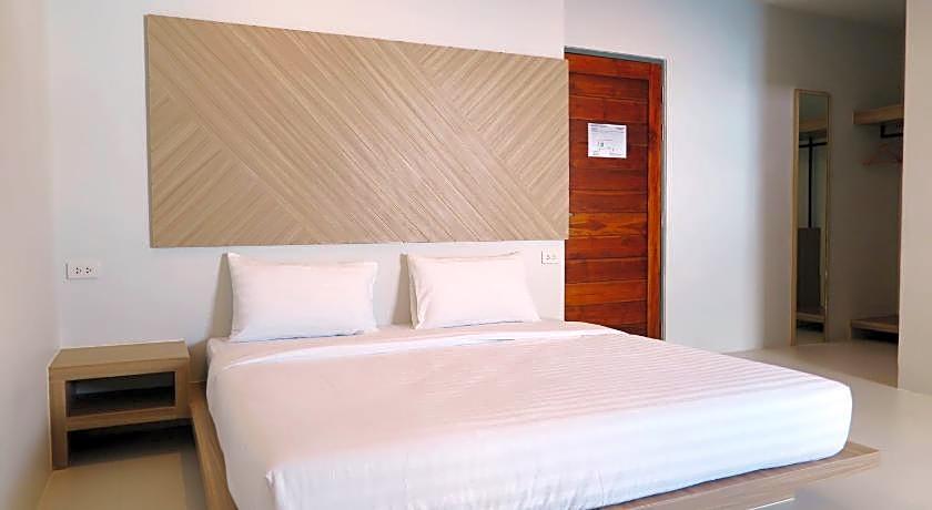 Phuket Marine Poshtel