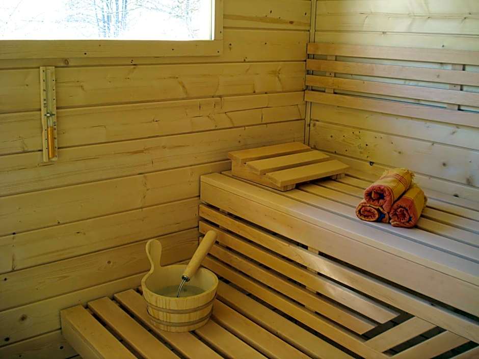 Miramont Horse Trekking Hostel