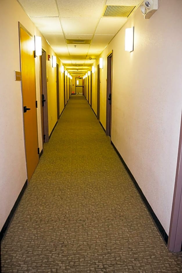 Americas Best Value Inn-Fredonia