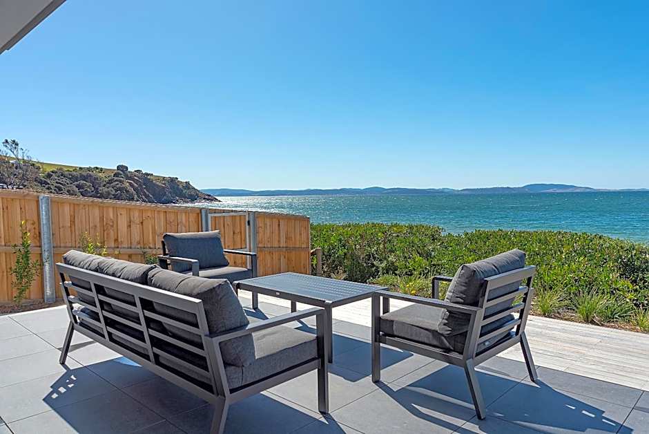 Award-winning beachfront luxury in Cremorne