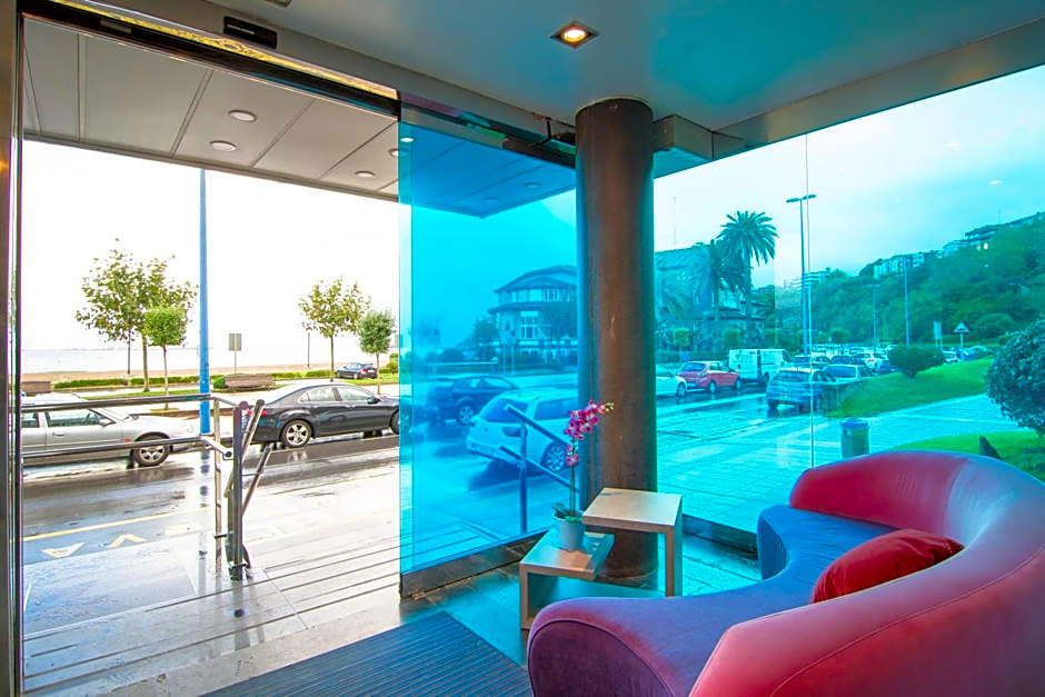 Petit Palace Tamarises