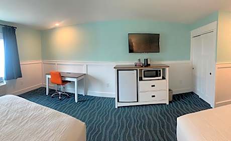 Standard - 2 Double Beds