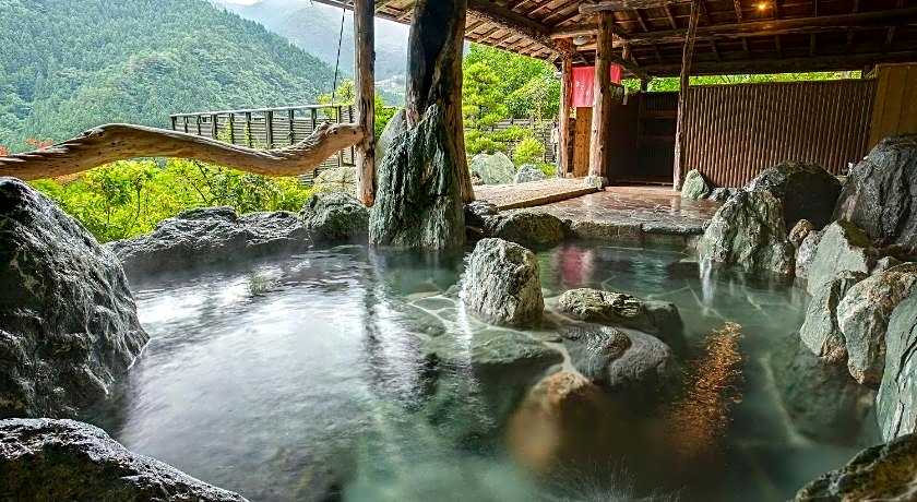 Iya Onsen Hotel Kazurabashi