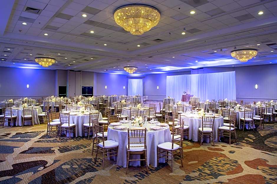 Embassy Suites by Hilton Portland Tigard