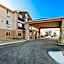 Days Inn & Suites by Wyndham Castle Rock