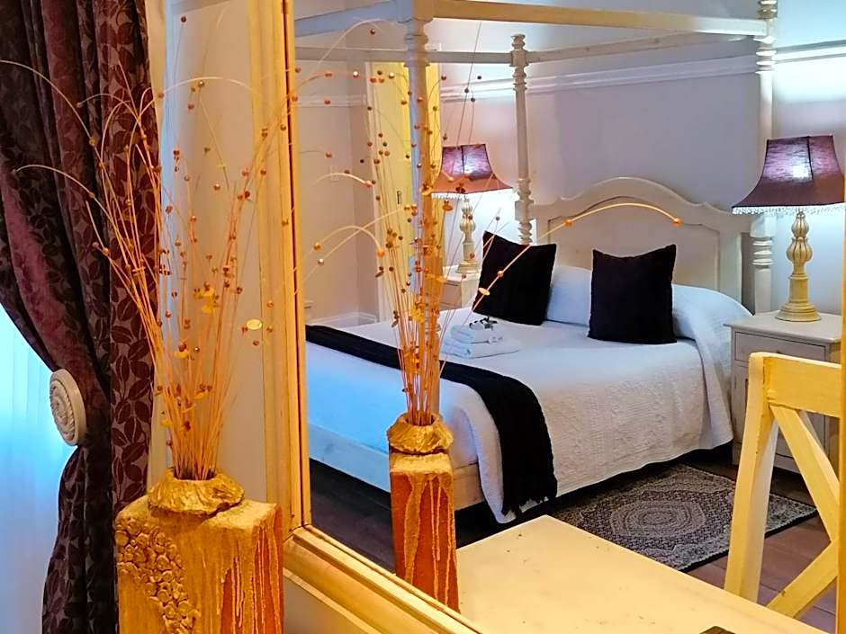 Photo 1 of 5 of Comfort 1 Queen Bed