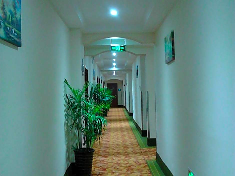 GreenTree Inn Luan Huoqiu Jianxing Road Express Hotel