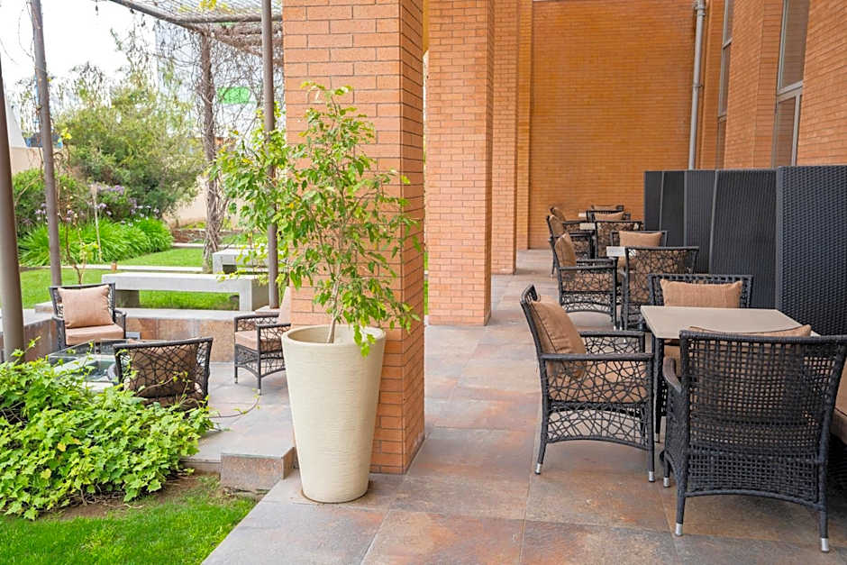 Hilton Garden Inn Santiago Airport