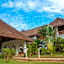 Le Pondy - Beach and Lake Resort