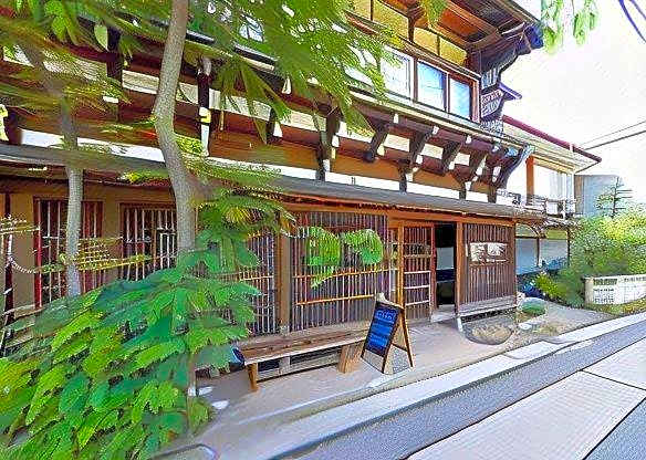 Zen Hostel