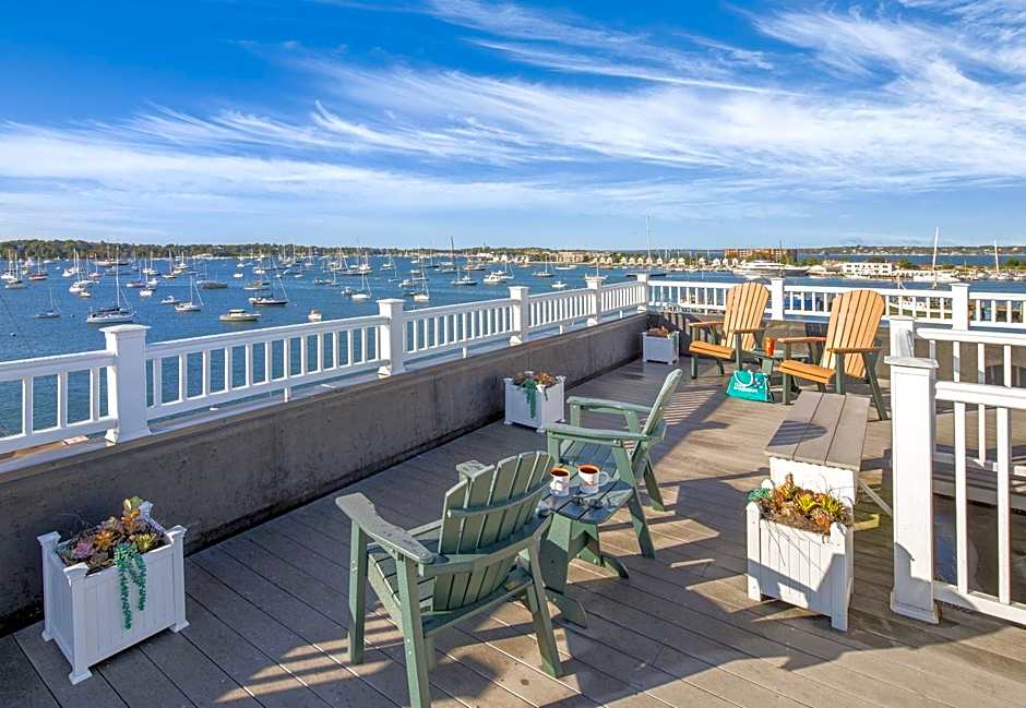 Wyndham Inn on Long Wharf