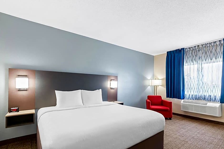 Quality Inn and Suites Springfield Southwest near I-72