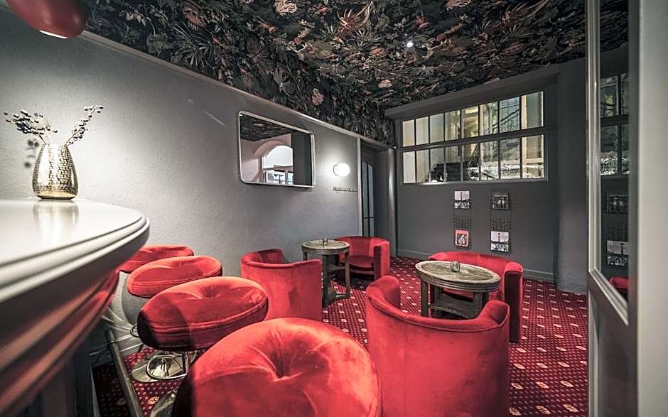 Hotel National by Mountain Hotels