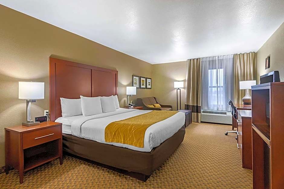 Comfort Inn & Suites Springfield I-44